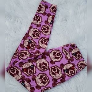 Panda LulaRoe OS Leggings in Lilac Purple Panda Bears with Sunglasses